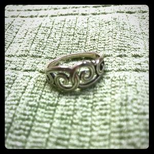 James Avery swirl silver ring
